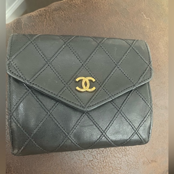 CHANEL QUILTED DOUBLE SNAP WALLET - Picture 16 of 16